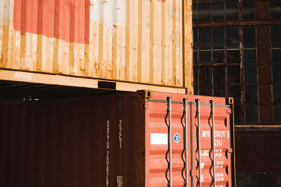 Less-than-Container Load (LCL)